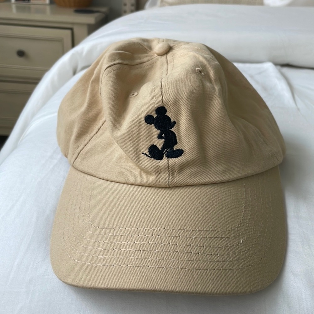 Disney Mickey Mouse embroidered adjustable hat